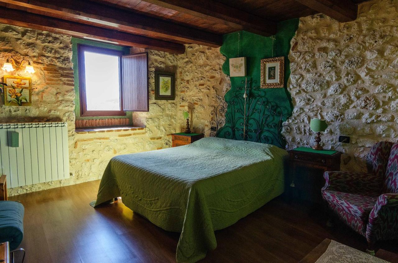 La Locanda Delle Streghe - Relais Ristorante Hotel Castel del Monte  Luaran gambar
