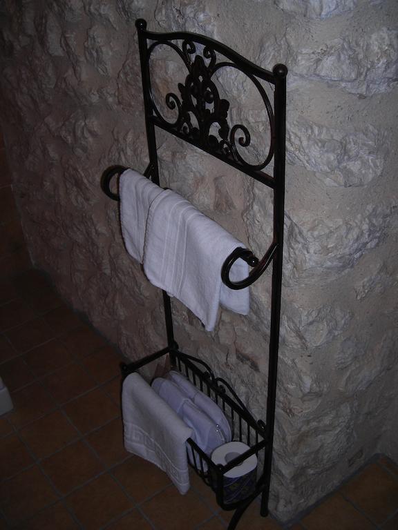 La Locanda Delle Streghe - Relais Ristorante Hotel Castel del Monte  Bilik gambar